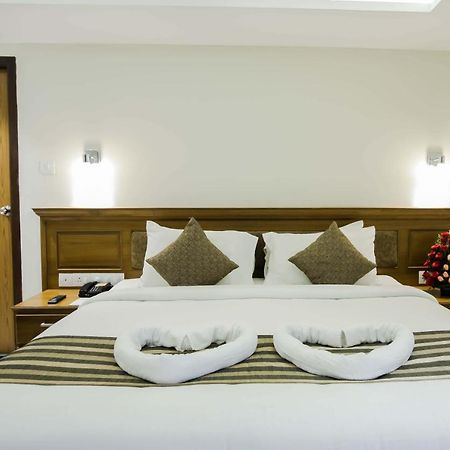 Dass Continental Thrissur Exterior foto