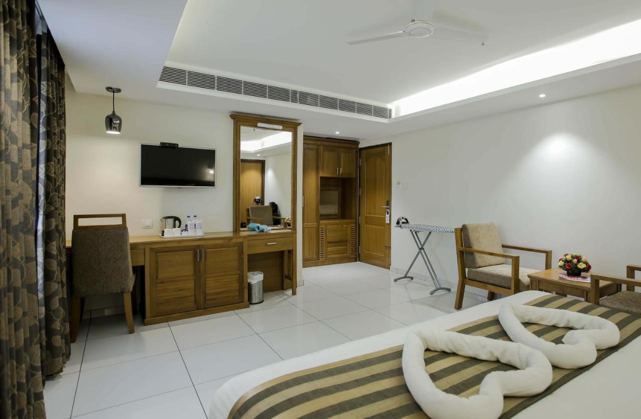 Dass Continental Thrissur Exterior foto